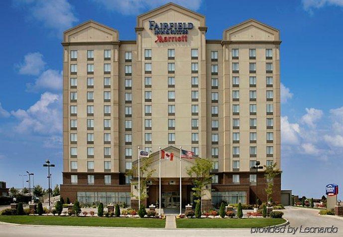 Fairfield Inn & Suites By Marriott Toronto Mississauga Exterior photo
